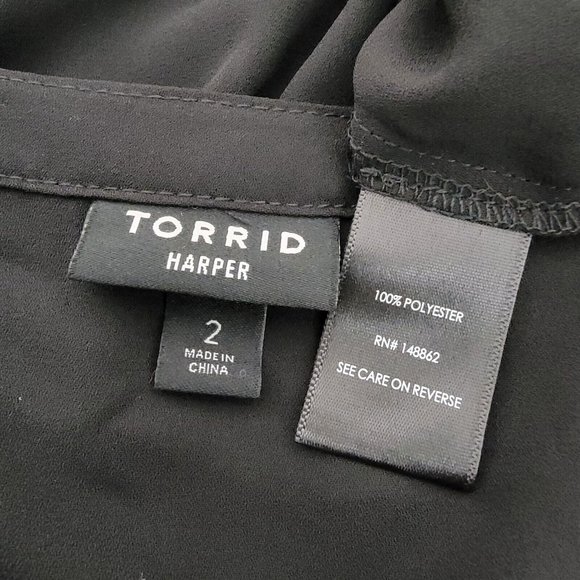 Torrid Harper Blouse Plus Size 2X Sheer Pockets Roll‎ Tab Sleeve Casual Black - Picture 5 of 6